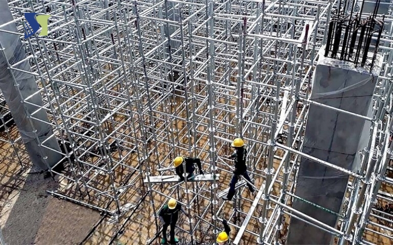 thi công giàn giáo nêm